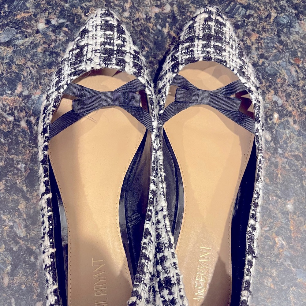 Size 11, Lane Bryant flats — Black and White.